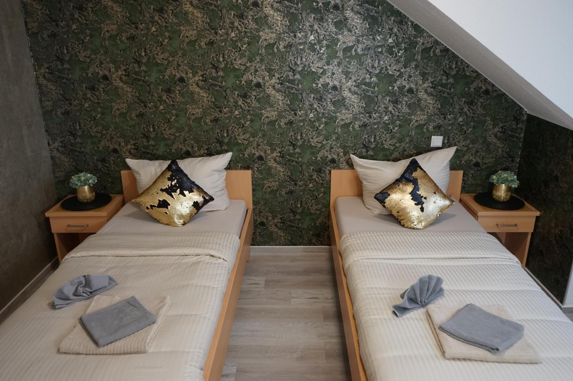 Hotel Hubertushof Lichtenau  Extérieur photo